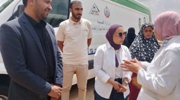 ضمن المبادرة الرئاسية “حياة كريمة”.. وكيل وزارة الصحة تتفقد القافلة الطبية بقرية الدويدة بالتل الكبير