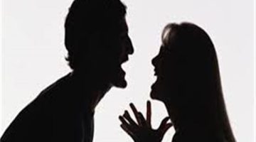 مصطفى عبدالسلام:”البيوت أسرار.. والبركة تهرب من بيت تُفشى فيه الخصوصيات”